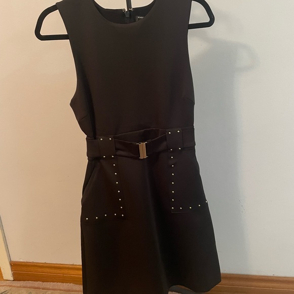Marciano black dress with belt. Size small. - Picture 2 of 8